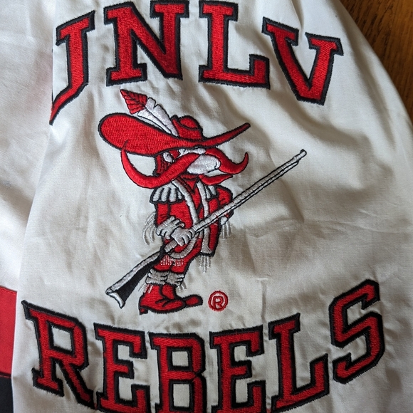 Vintage UNLV Running Rebels Starter Pullover Medium - Picture 8 of 10